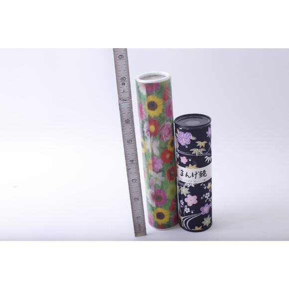 Set Of Two Kaleidoscopes, Japanese, Flowers, Small, Activity Toy, Vintage, Colle - Picture 2 of 2
